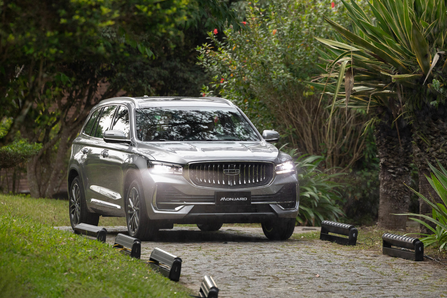 Geely Việt Nam tiếp tục ra mắt 2 mẫu xe chiến lược là Monjaro và EX 5 tại thị trường Việt Nam - Ảnh 3