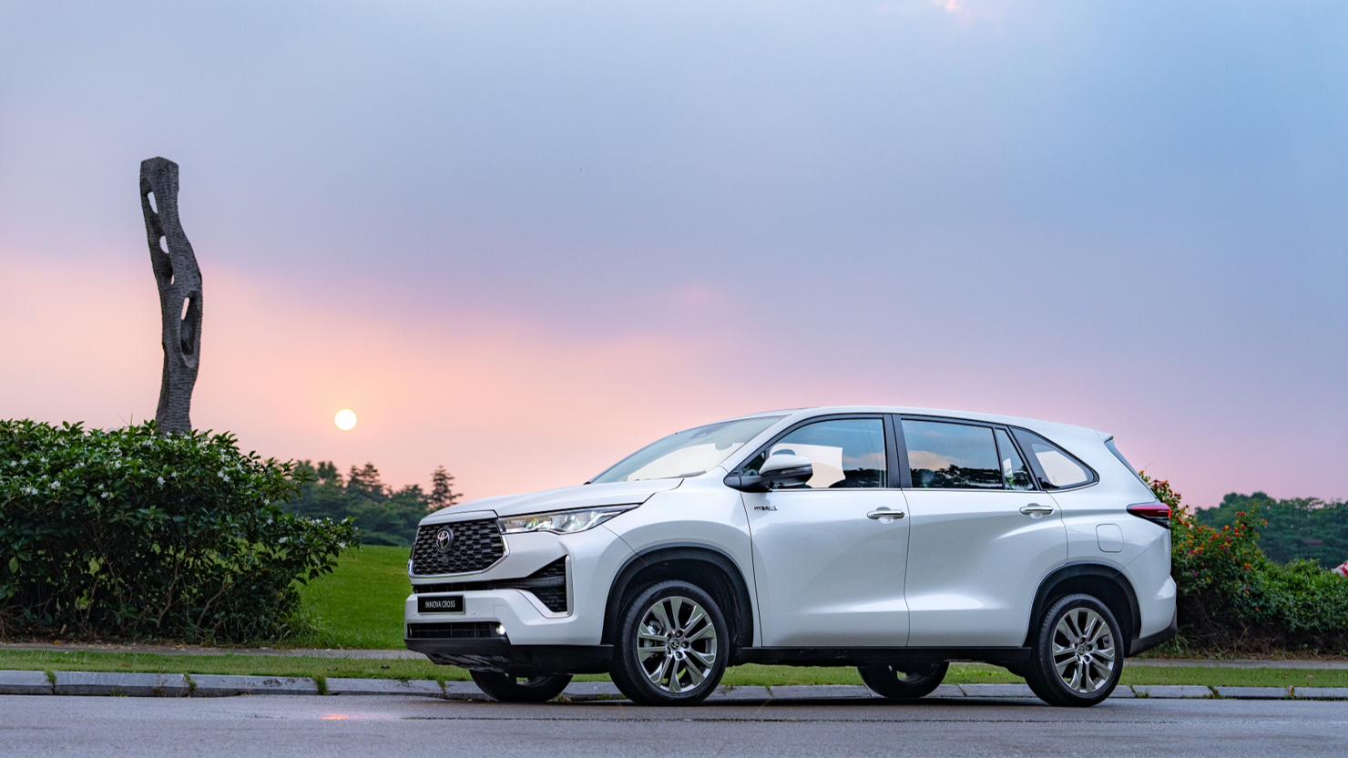 Năm 2025 là năm Toyota kỉ niệm 30 năm thành lập tại Việt Nam. Đánh dấu cột mốc này, Toyota Việt Nam đã đạt được những kết quả tích lũy đầy ấn tượng như 20 triệu lượt xe sử dụng dịch vụ sau bán hàng chính hãng vào ngày 5/2/2025, 700.000 xe sản xuất vào ngày 19/3/2025, doanh số 1 triệu xe giao đến tay khách hàng vào ngày 1/7/2025.