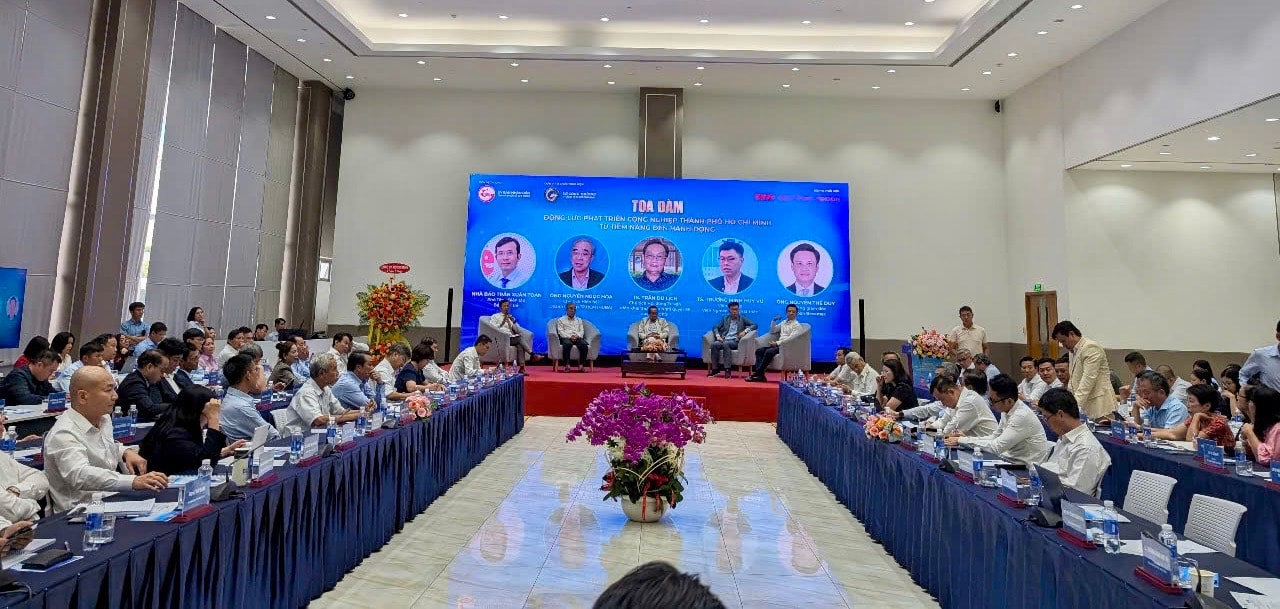 Toàn cảnh tọa đàm “Động lực phát triển công nghiệp TP. Hồ Chí Minh - Từ tiềm năng đến hành động. Ảnh: TL