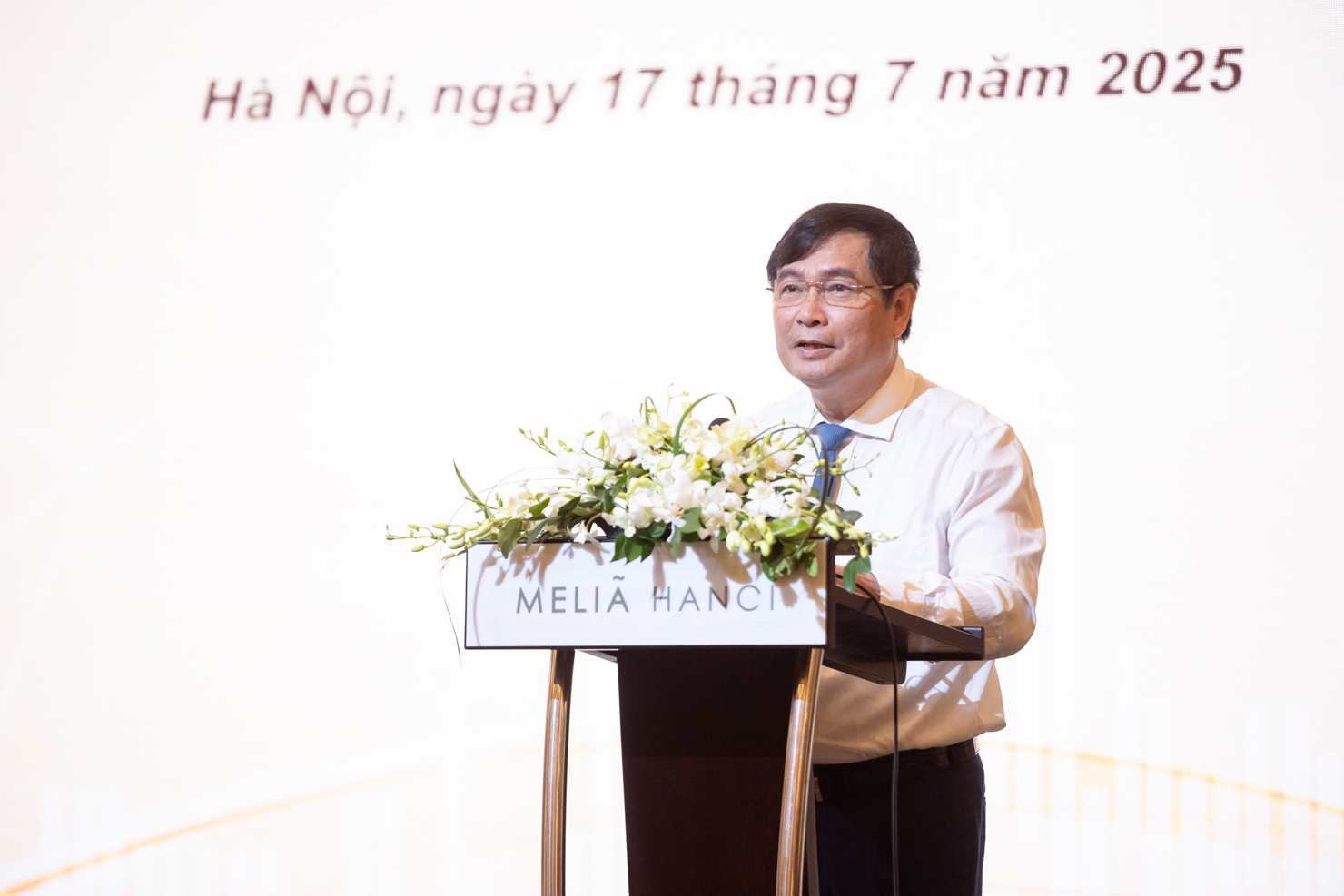 Ông Phan Xuân Thủy – Phó Trưởng Ban Tuyên giáo và Dân vận Trung ương phát biểu tại Hội thảo.