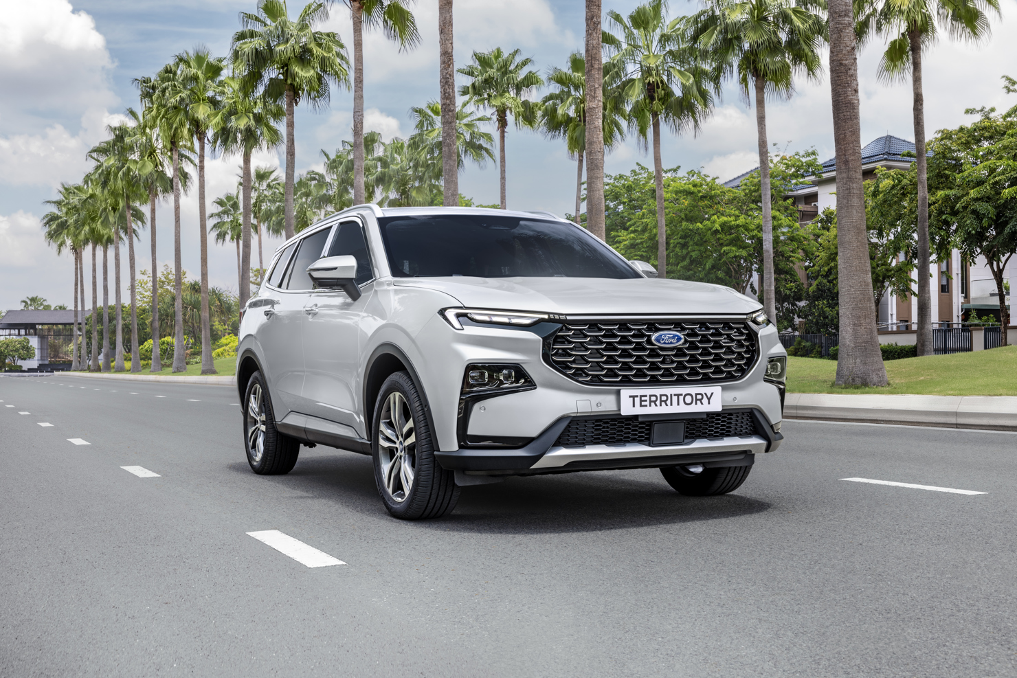 Th&aacute;ng 6/2025 ghi nhận doanh số 4.167 xe, tăng 26% so với th&aacute;ng 6/2024, cho thấy sức h&uacute;t ng&agrave;y c&agrave;ng lớn của c&aacute;c d&ograve;ng sản phẩm Ford.