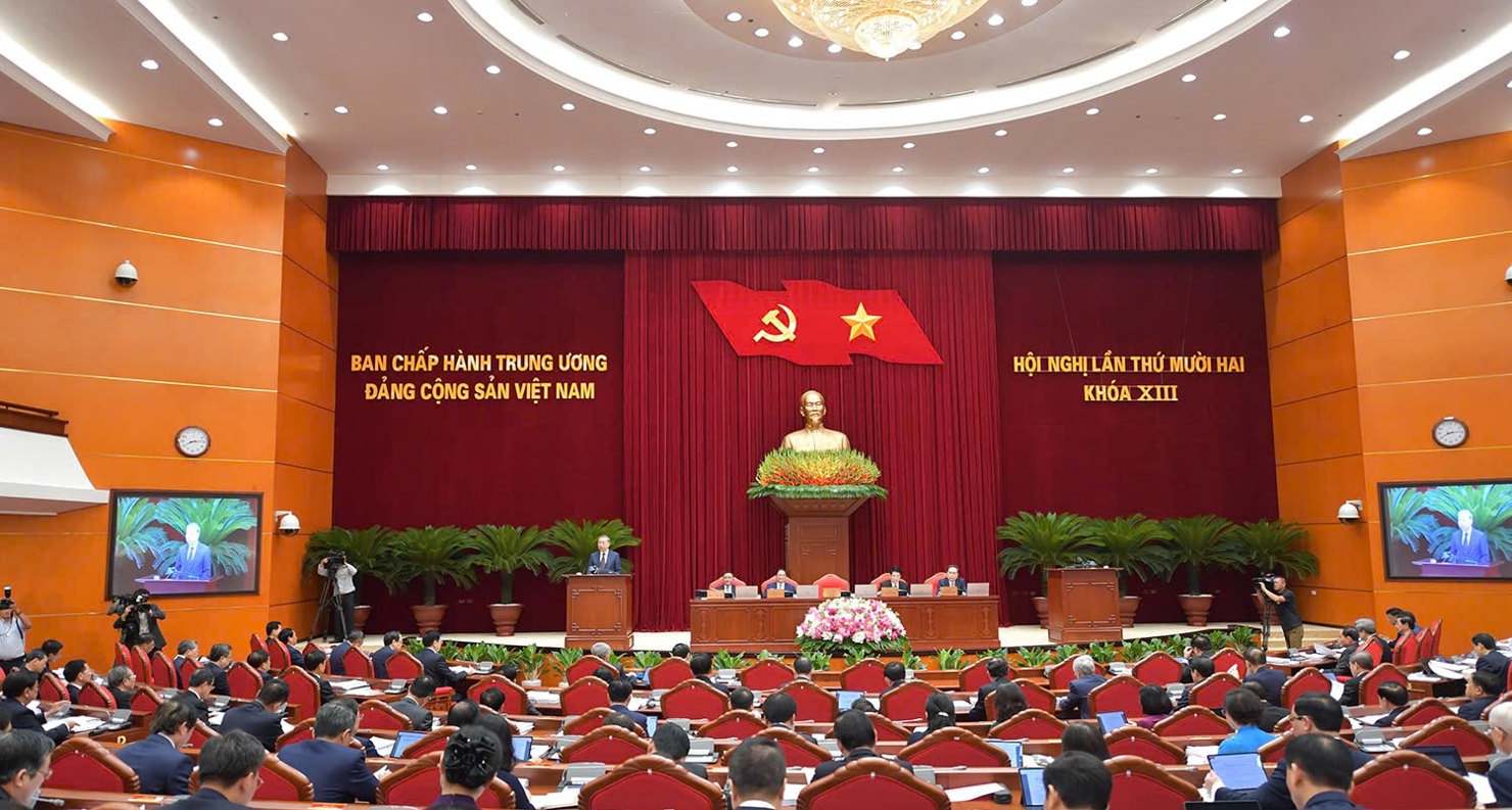 Tổng Bí thư Tô Lâm tin tưởng Hội nghị Trung ương 12 sẽ thành công tốt đẹp, tạo đà vững chắc cho công tác chuẩn bị Đại hội XIV của Đảng, đáp ứng kỳ vọng của toàn Đảng, toàn dân, toàn quân.