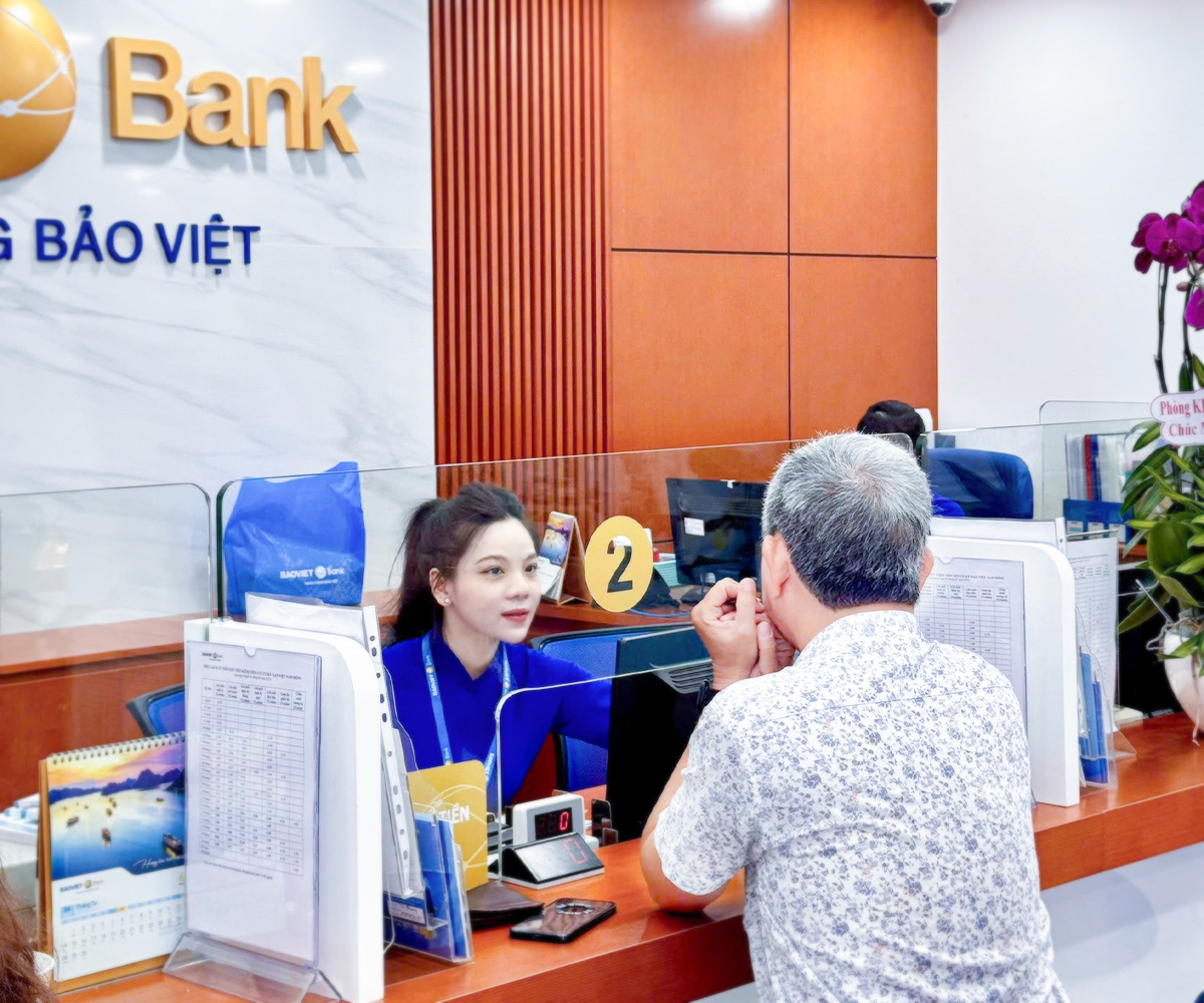 bongdaso tin tức đẩy nhanh tốc độ chuyển đổi số, cắt giảm chi phí để giảm lãi suất cho vay đồng hành cùng người dân và doanh nghiệp phục vụ sản xuất kinh doanh.
