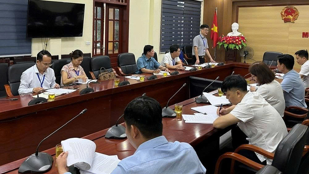 Đoàn Giám sát trung ương làm việc với Ban chỉ đạo TĐTNN 2025 xã Mường, Điện Biên