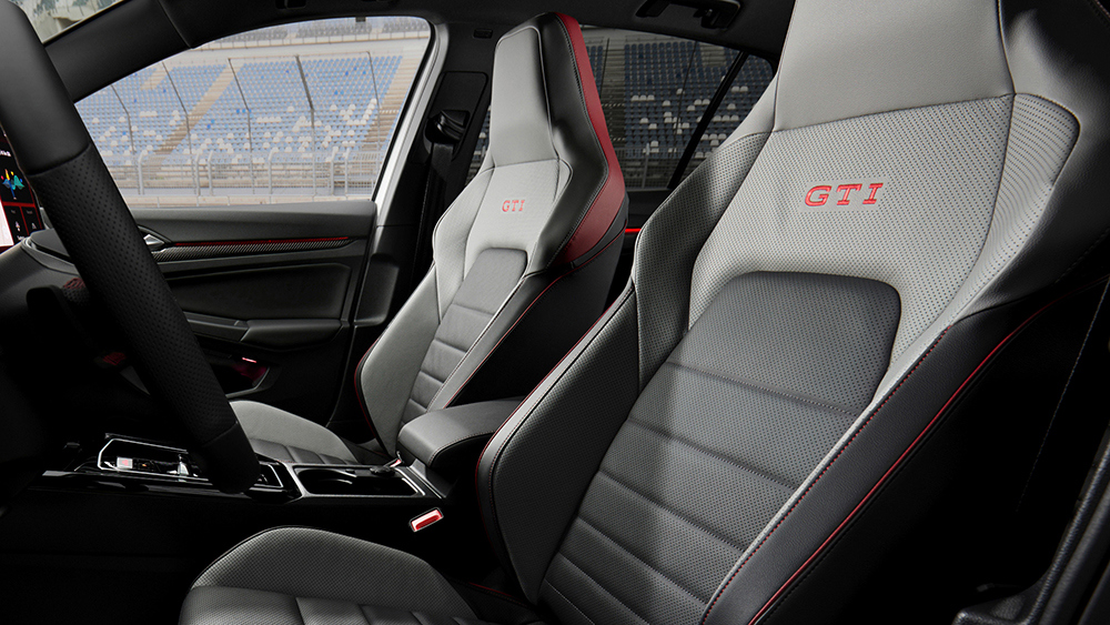 Đặt cọc VW Golf tại Việt Nam: Cuộc chơi hiệu năng cao bắt đầu - Ảnh 3