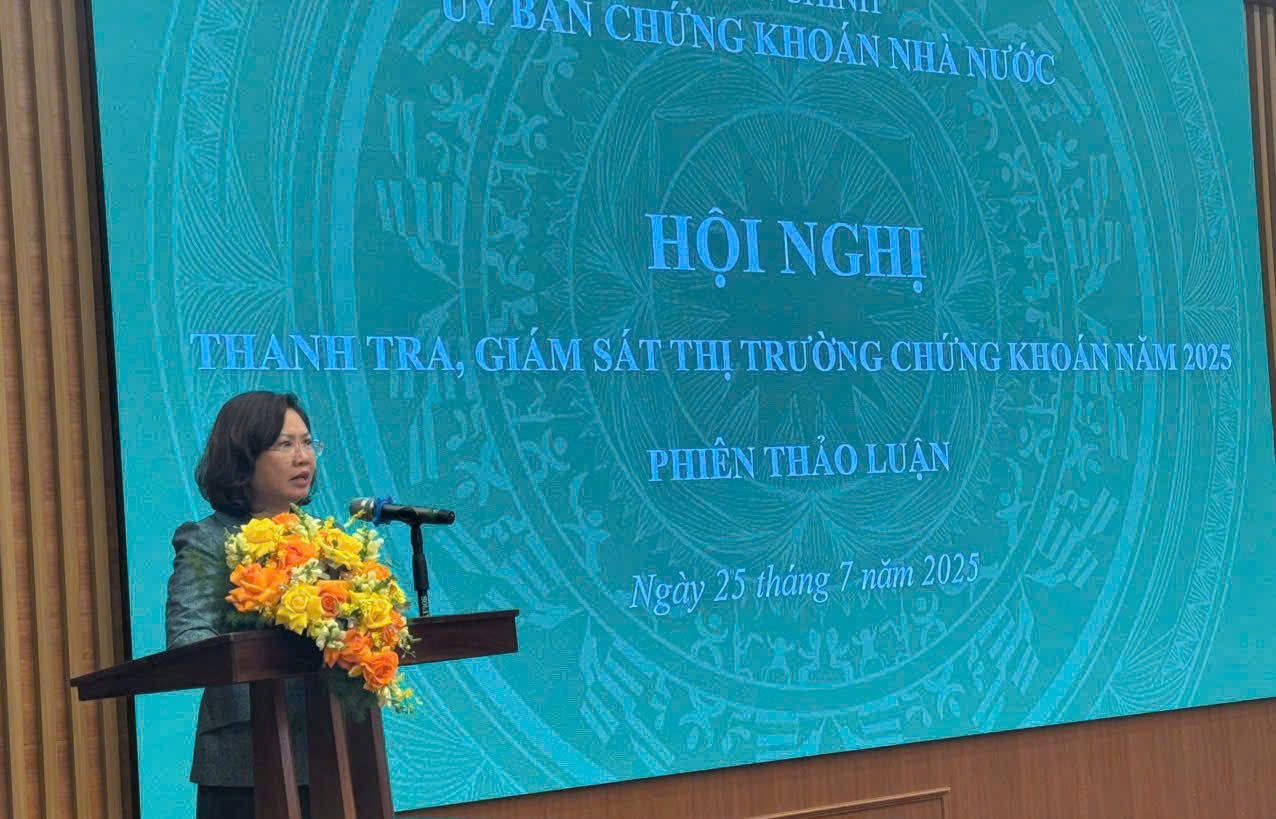 Chủ tịch UBCKNN Vũ Thị Chân Phương phát biểu tại Hội nghị. Ảnh: UBCKNN 