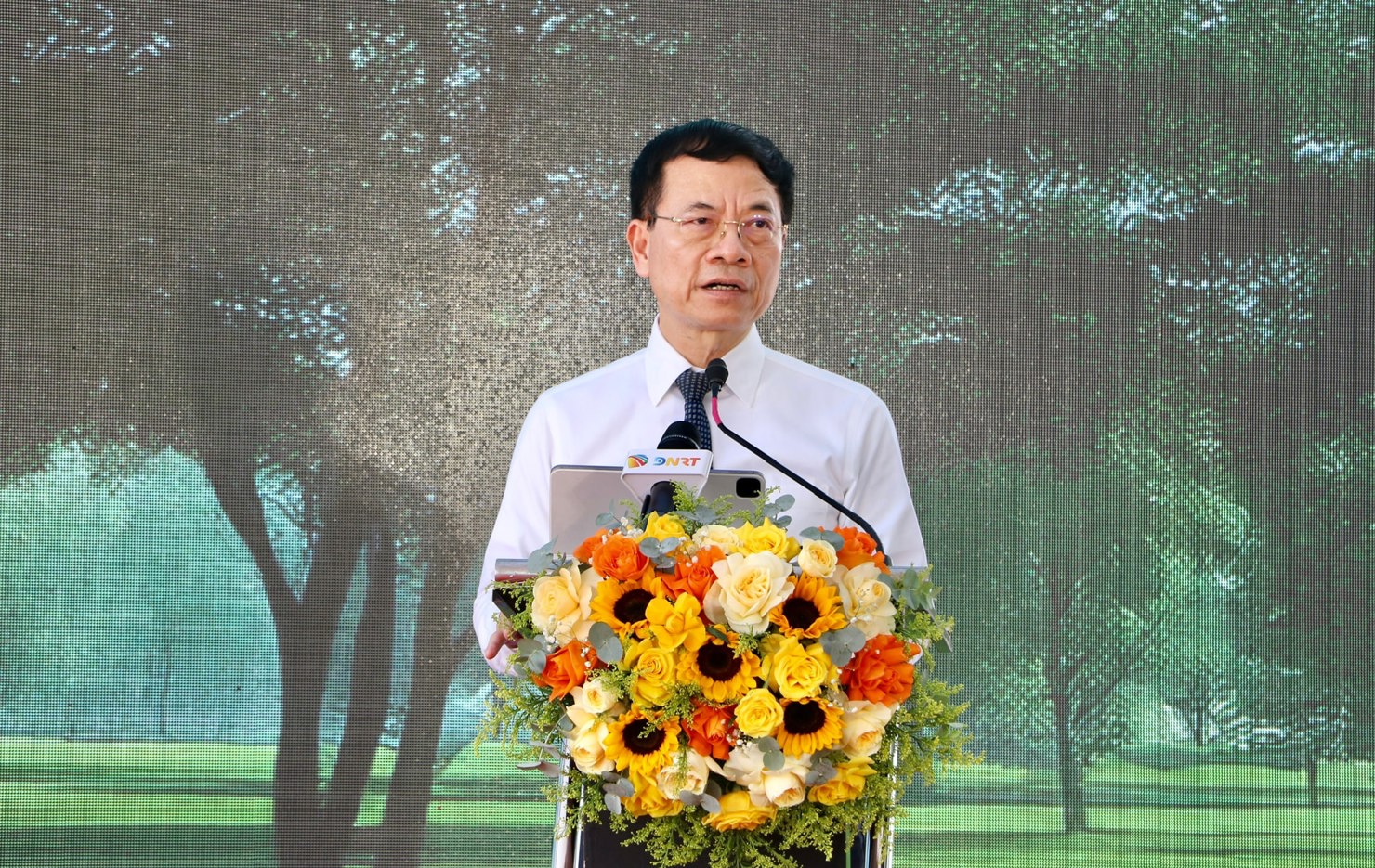 Bộ trưởng Bộ Khoa học v&agrave; C&ocirc;ng nghệ Nguyễn Mạnh H&ugrave;ng ph&aacute;t biểu tại buổi lễ.