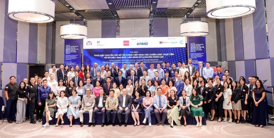 buổi họp báo chuyên đề “Thúc đẩy chuyển đổi số ngành tài chính Việt Nam. Ảnh: ACCA