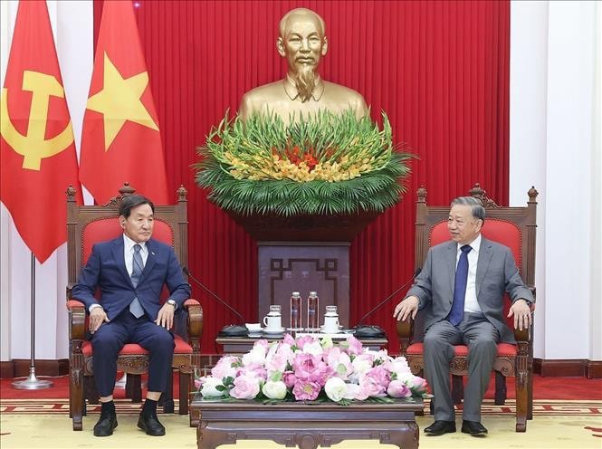 Tổng Bí thư Tô Lâm tiếp ông Park Chang Dal, Đặc phái viên của Tổng thống Hàn Quốc. Ảnh: Thống Nhất/TTXVN. 