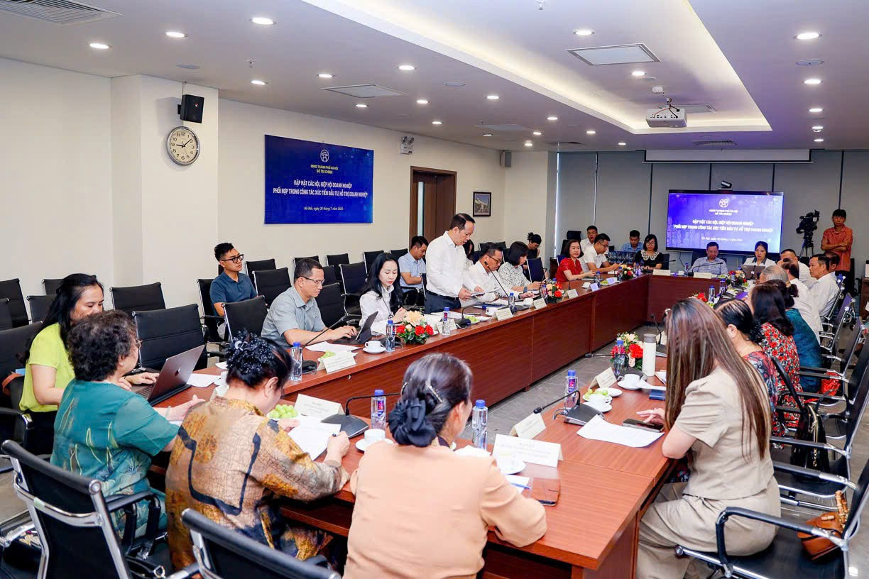 Nhiều đề xuất được c&aacute;c chuy&ecirc;n gia đưa ra&nbsp;nhằm x&acirc;y dựng hệ sinh th&aacute;i x&uacute;c tiến đầu tư, hỗ trợ doanh nghiệp.