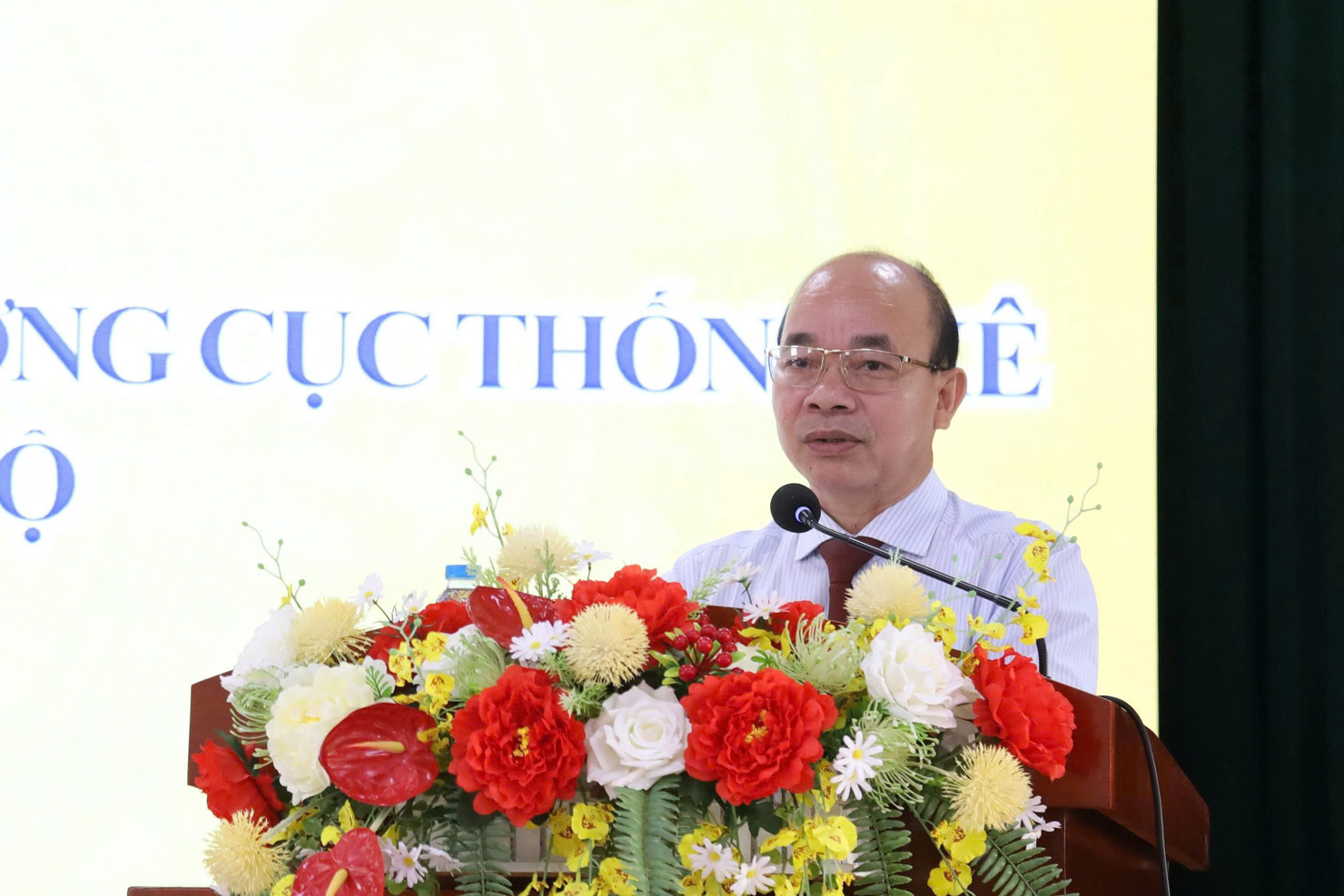 Đồng chí Nguyễn Văn Toàn chính thức nhận quyết định bổ nhiệm Trưởng Thống kê tỉnh Vĩnh Long  - Ảnh 1