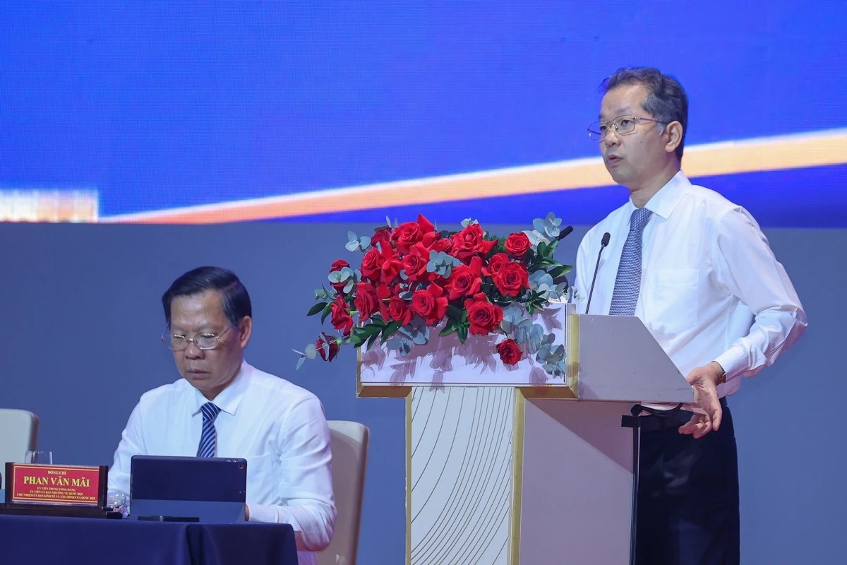 Ông Nguyễn Văn Quảng, Bí thư Thành ủy TP Đà Nẵng nêu ra những kế hoạch triển khai Trung tâm tài chính quốc tế tại Đà Nẵng. Ảnh: TL
