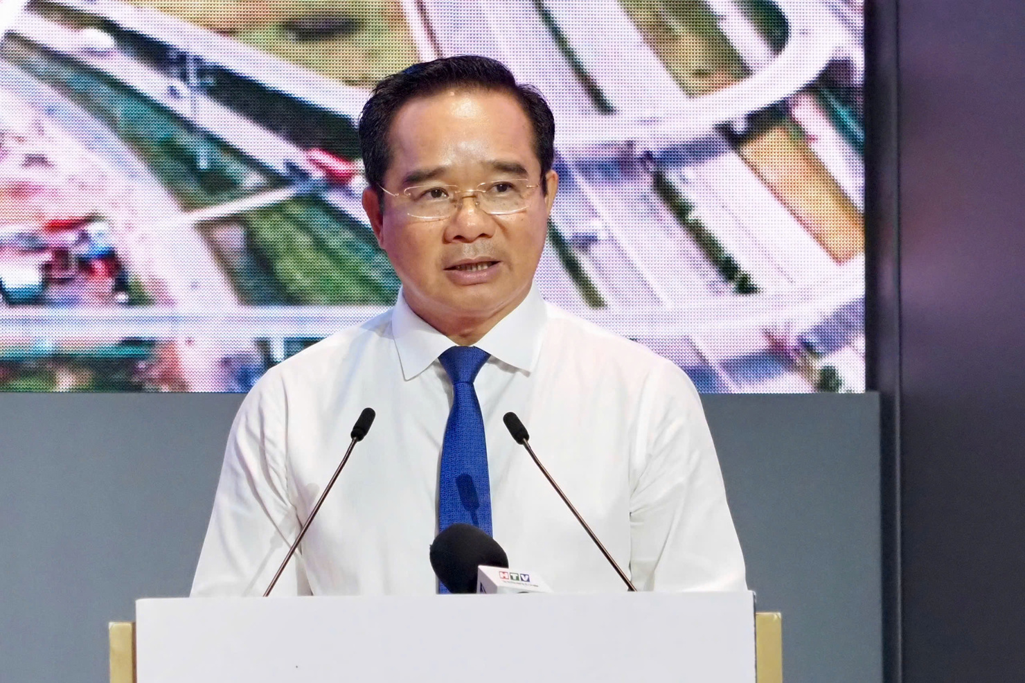 Chủ tịch UBND TP. Hồ Chí Minh Nguyễn Văn Được nhận định Nghị quyết 98 đã mang lại nhiều kết quả tích cực cho Thành phố. Ảnh: Hoàng Hùng