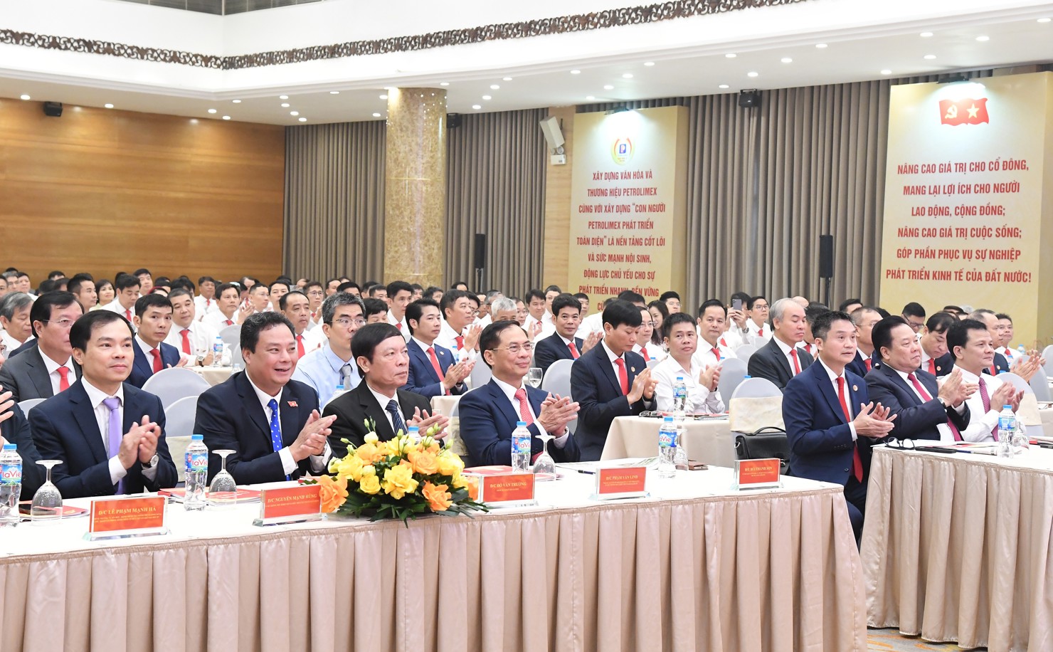 Các đại biểu dự Đại hội.