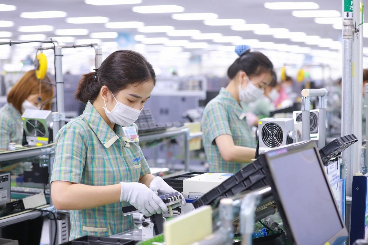 Hơn 174 nghìn doanh nghiệp thành lập và quay trở lại thị trường phản ánh xu hướng phục hồi rõ nét của nền kinh tế.