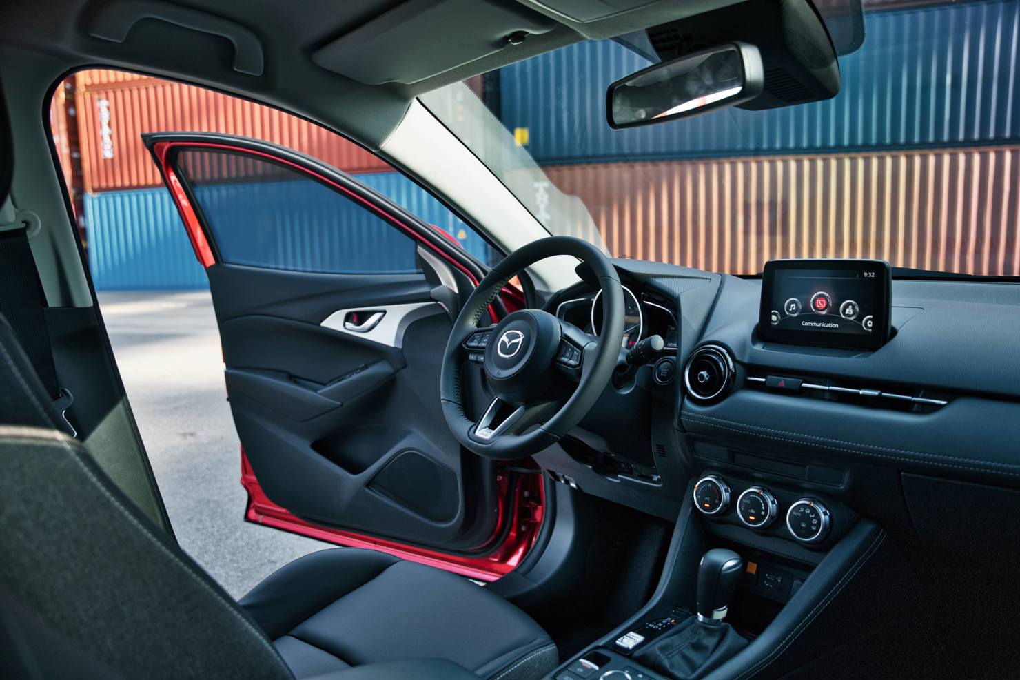 Mazda CX-3 mới có giá từ 549 triệu đồng - Ảnh 6