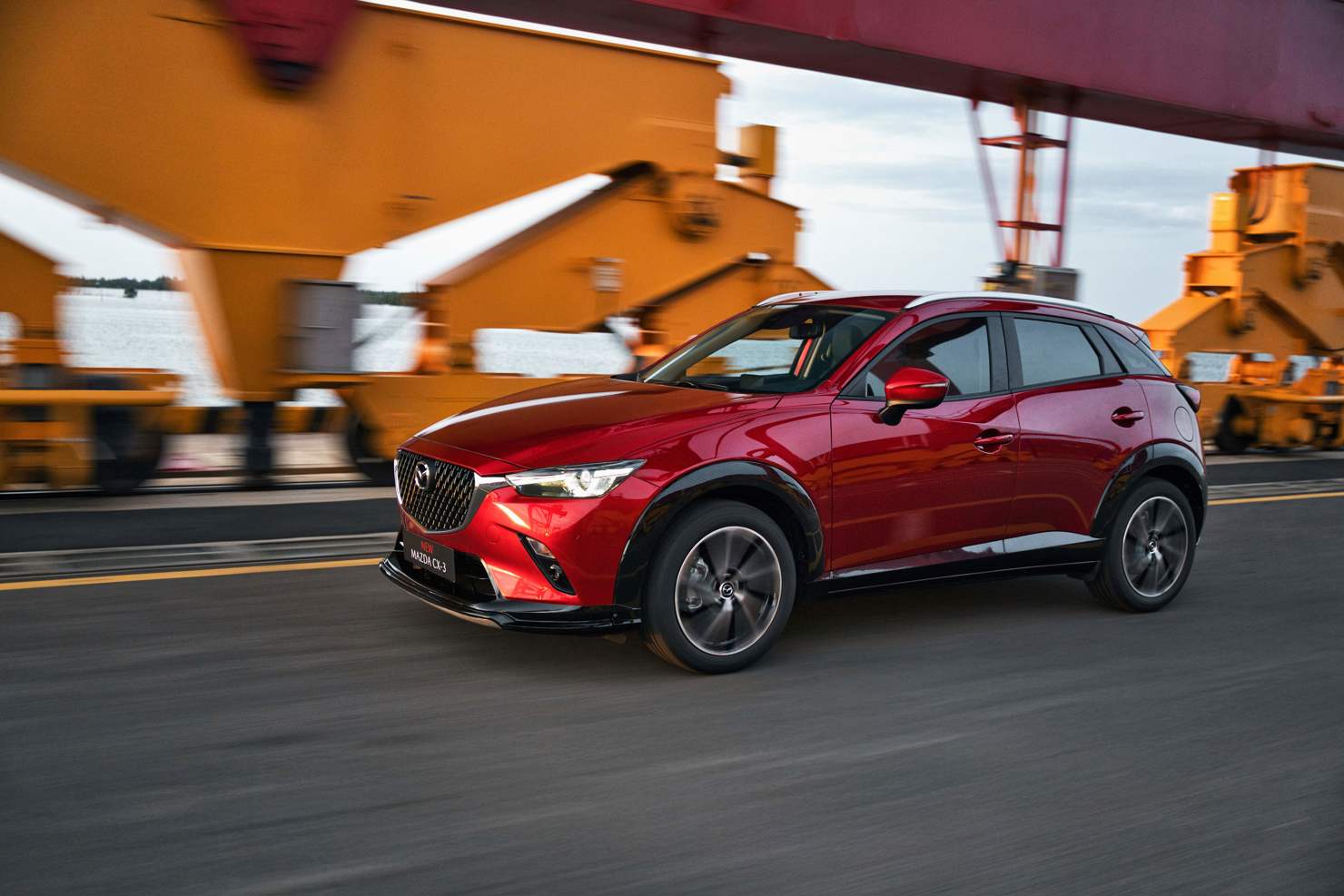 Mazda CX-3 mới có giá từ 549 triệu đồng - Ảnh 2