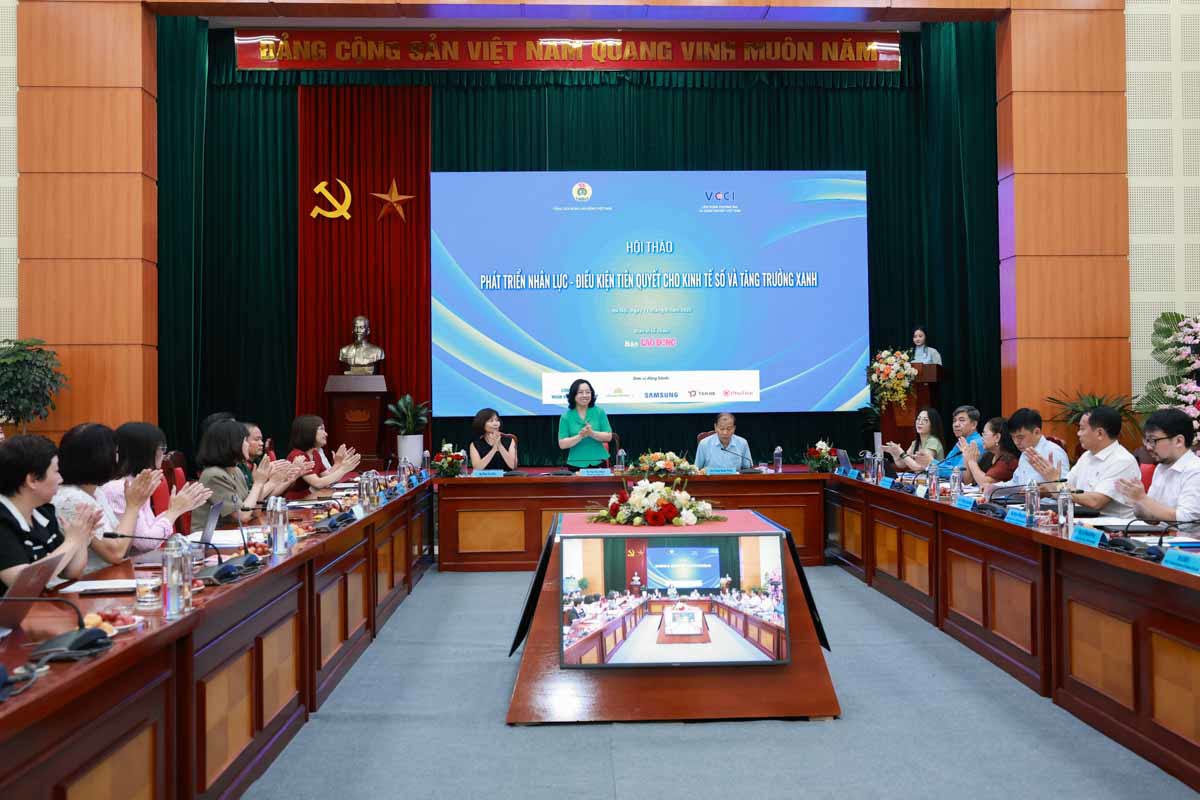 Hội thảo &ldquo;Ph&aacute;t triển nh&acirc;n lực&nbsp;- điều kiện ti&ecirc;n quyết cho kinh tế số v&agrave; tăng trưởng xanh&rdquo;.