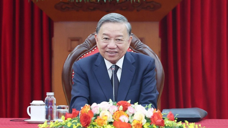 Tổng Bí thư Tô Lâm điện đàm với Chủ tịch Đảng Nhân dân Campuchia Hun Sen. (Ảnh: TTXVN).