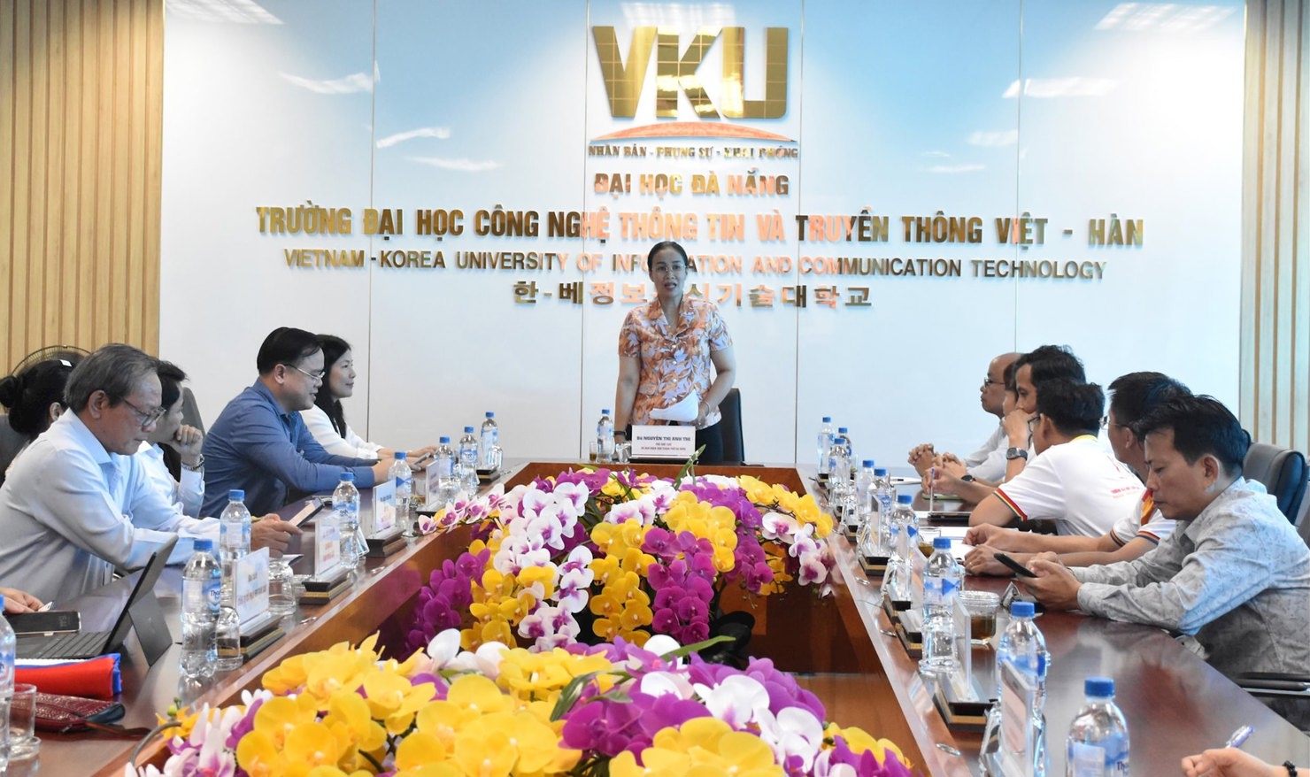 Ph&oacute; chủ tịch UBND TP. Đ&agrave; Nẵng Nguyễn Thị Anh Thi đ&aacute;nh gi&aacute; cao sự nỗ lực của Ban tổ chức trong những ng&agrave;y qua. Ảnh: T.H