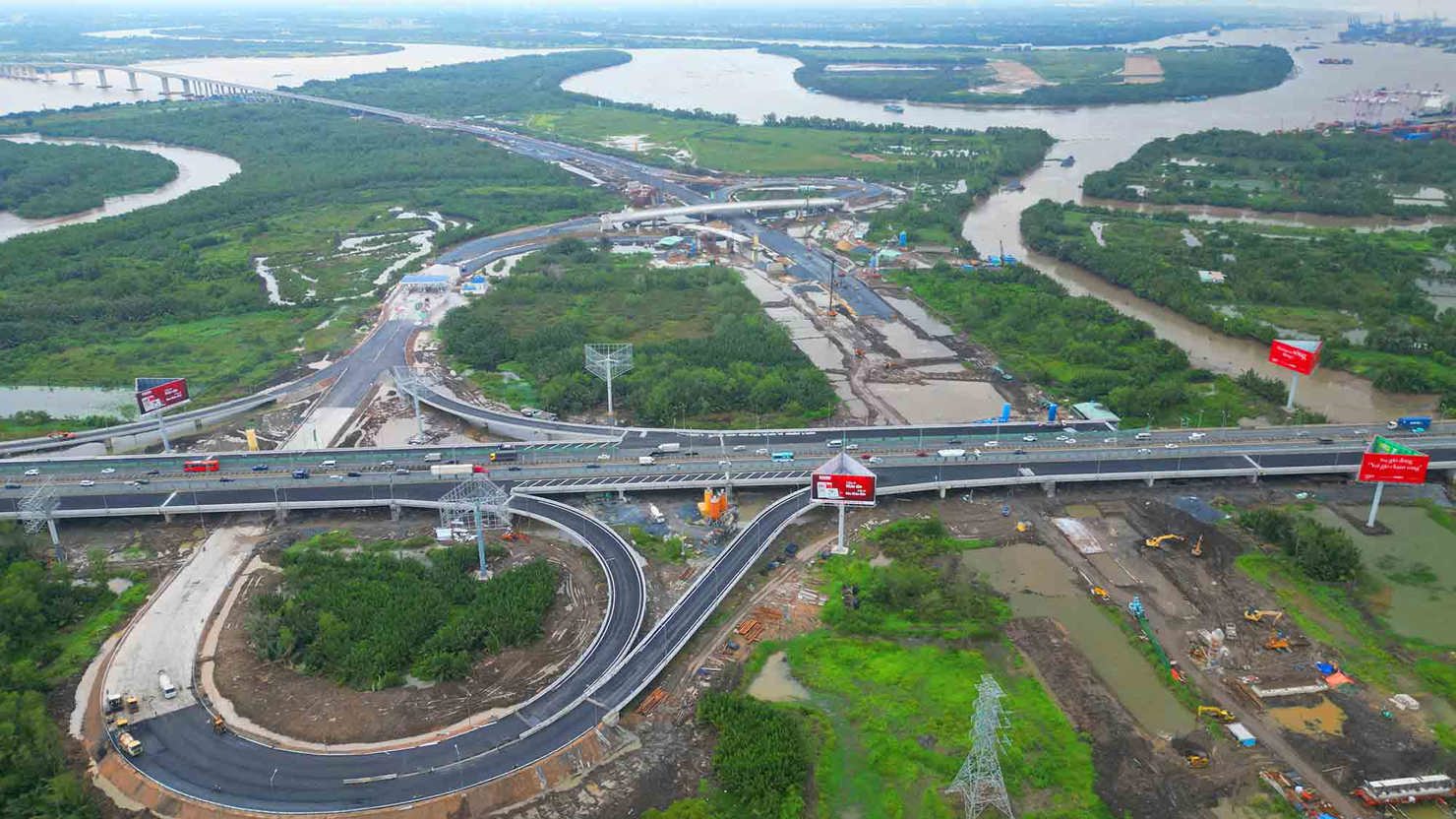 N&uacute;t giao kết nối đoạn T&acirc;n Vạn - Nhơn Trạch với cao tốc TP. Hồ Ch&iacute; Minh - Long Th&agrave;nh. Ảnh: L&ecirc; To&agrave;n
