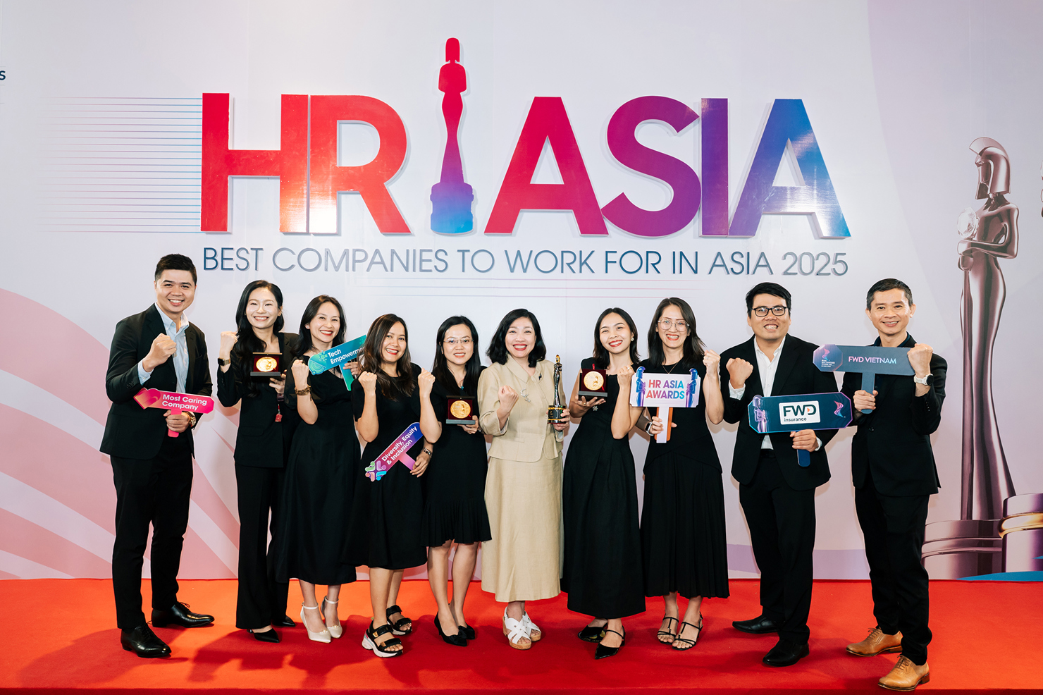 FWD Việt Nam được Tạp ch&iacute; HR Asia vinh danh l&agrave; Nơi l&agrave;m việc tốt nhất ch&acirc;u &Aacute; trong 6 năm li&ecirc;n tiếp