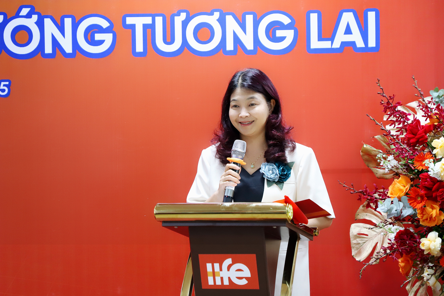 PGS.TS L&yacute; Phương Duy&ecirc;n - Trưởng Ban cố vấn ph&aacute;t biểu tại Hội thảo.