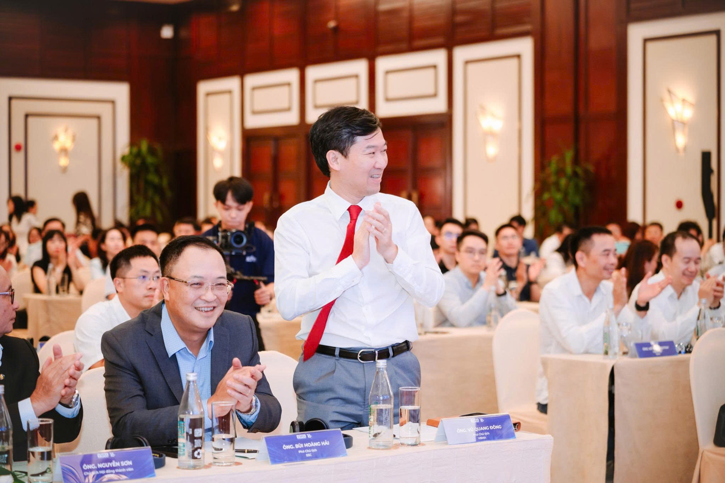 Các đại biểu tham gia Hội thảo.