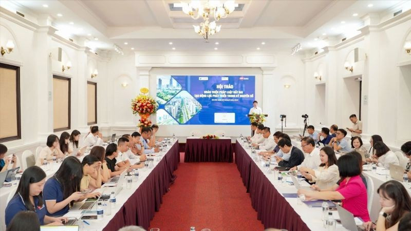 Hội thảo ho&agrave;n thiện ph&aacute;p luật đất đai, tạo động lực ph&aacute;t triển trong kỷ nguy&ecirc;n số.
