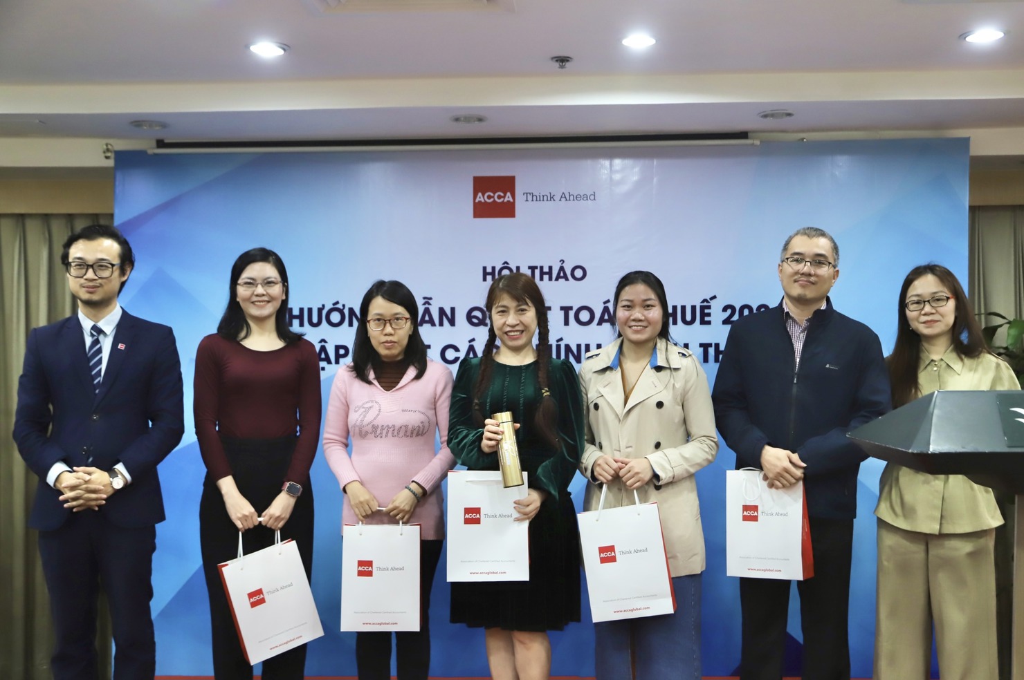 ACCA v&agrave; Deloitte tổ chức hội thảo về Thuế gi&aacute; trị gia tăng trong chuỗi c&aacute;c sự kiện do Tiểu ban Thuế &amp; Ph&aacute;p l&yacute; của ACCA Việt Nam v&agrave;o th&aacute;ng 4/2025.