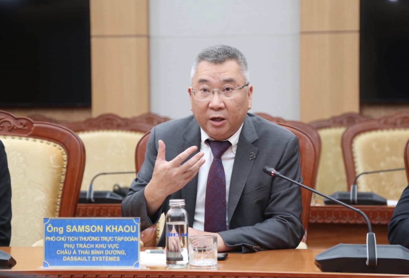 &Ocirc;ng Samson Khao - Ph&oacute; Chủ tịch Thường trực Tập đo&agrave;n Dassault Syst&egrave;mes phụ tr&aacute;ch khu vực Ch&acirc;u &Aacute; - Th&aacute;i B&igrave;nh Dương đ&aacute;nh gi&aacute;, hiện nay l&agrave; &ldquo;thời điểm v&agrave;ng&rdquo; để đầu tư v&agrave;o khoa học - c&ocirc;ng nghệ tại Việt Nam.