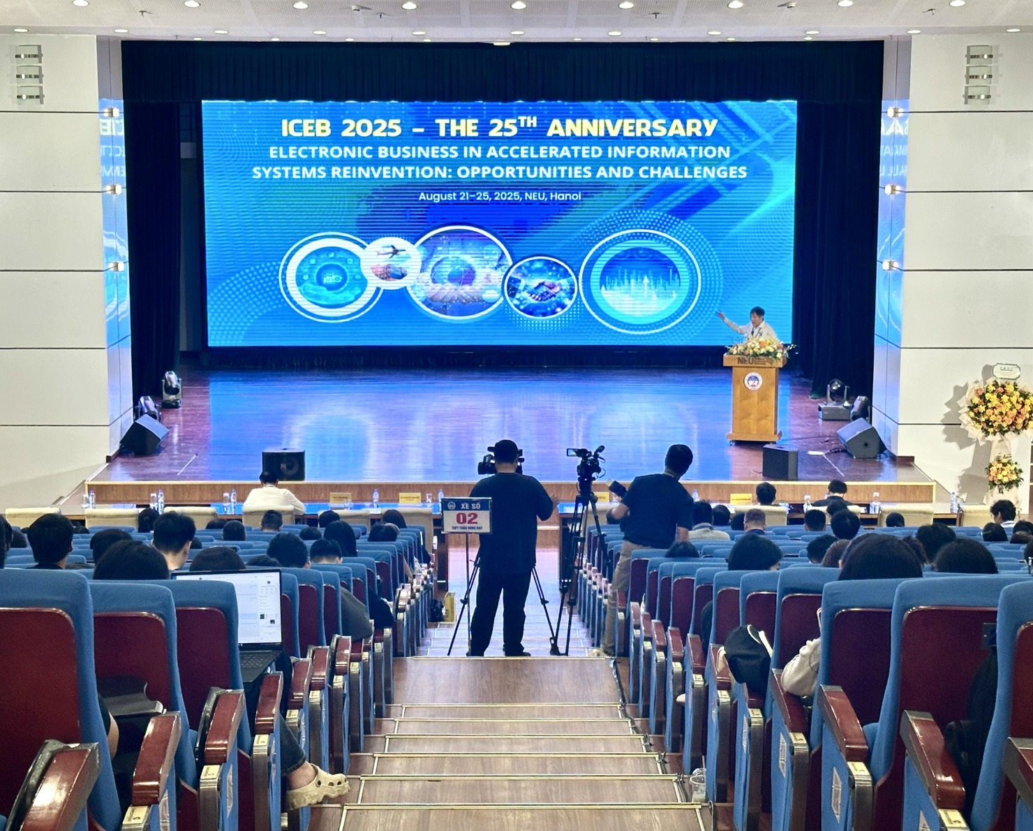 Toàn cảnh Hội thảo quốc tế lần thứ 25 về Kinh doanh điện tử (ICEB 2025).