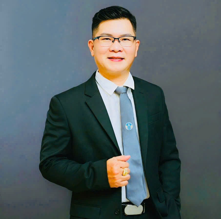 TS. Kinh tế, Luật sư Lê Bá Thường.