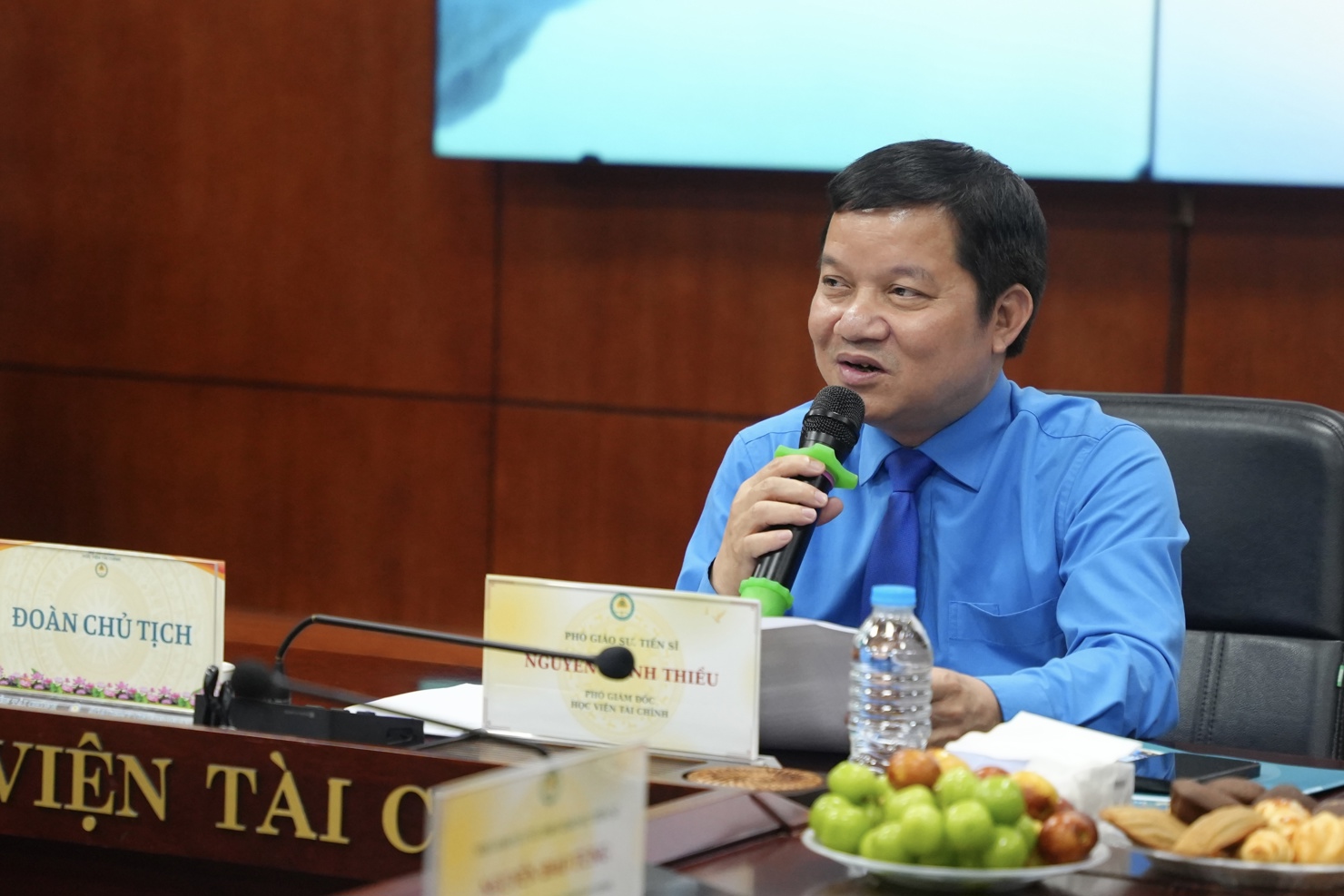 PGS.TS. Nguyễn Mạnh Thiều - Phó Giám đốc Học viện Tài chính phát biểu tại Hội thảo.