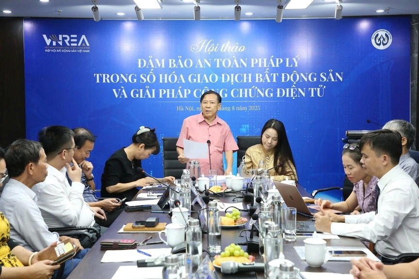 Hội thảo &ldquo;Bảo đảm an to&agrave;n ph&aacute;p l&yacute; trong số ho&aacute; giao dịch bất động sản v&agrave; giải ph&aacute;p c&ocirc;ng chứng điện tử&rdquo;.