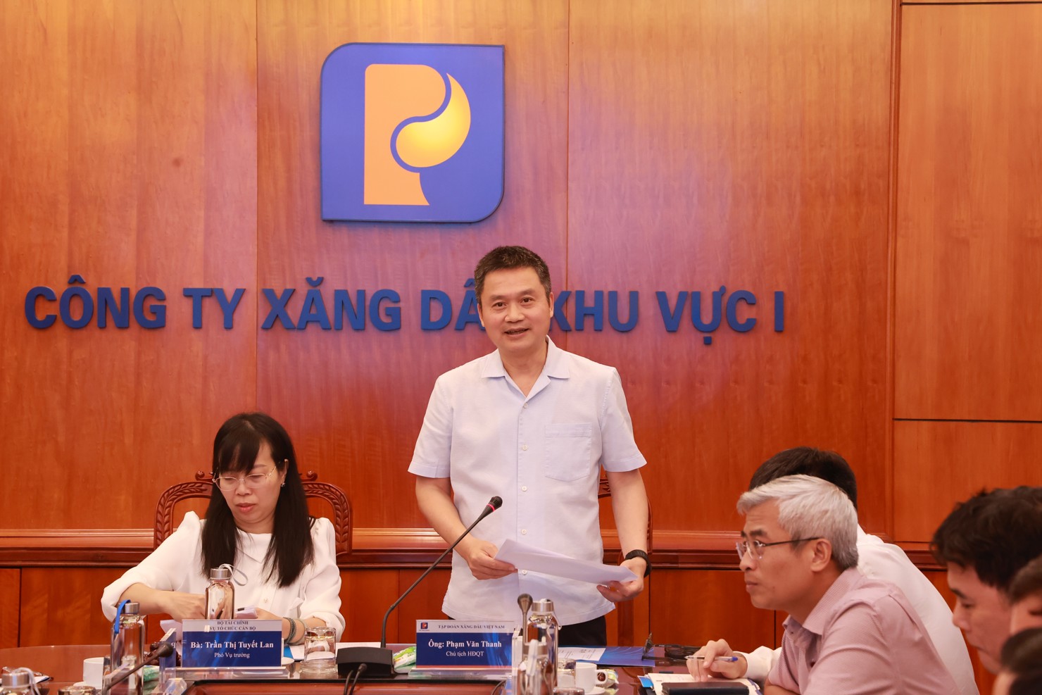 Ủy viên BCH Đảng bộ Chính phủ, Bí thư Đảng ủy, Chủ tịch HĐQT Petrolimex Phạm Văn Thanh phát biểu tại Hội nghị.