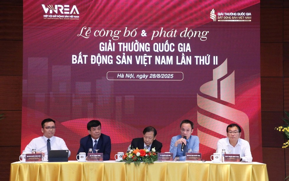 Lễ công bố và phát động Giải thưởng Quốc gia Bất động sản Việt Nam lần thứ II. Ảnh: Thu Hiền