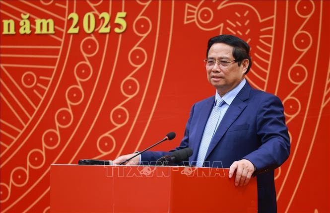 Thủ tướng Phạm Minh Chính chia sẻ với cộng đồng người Việt Nam tại Trung Quốc. Ảnh: Dương Giang/TTXVN. 
