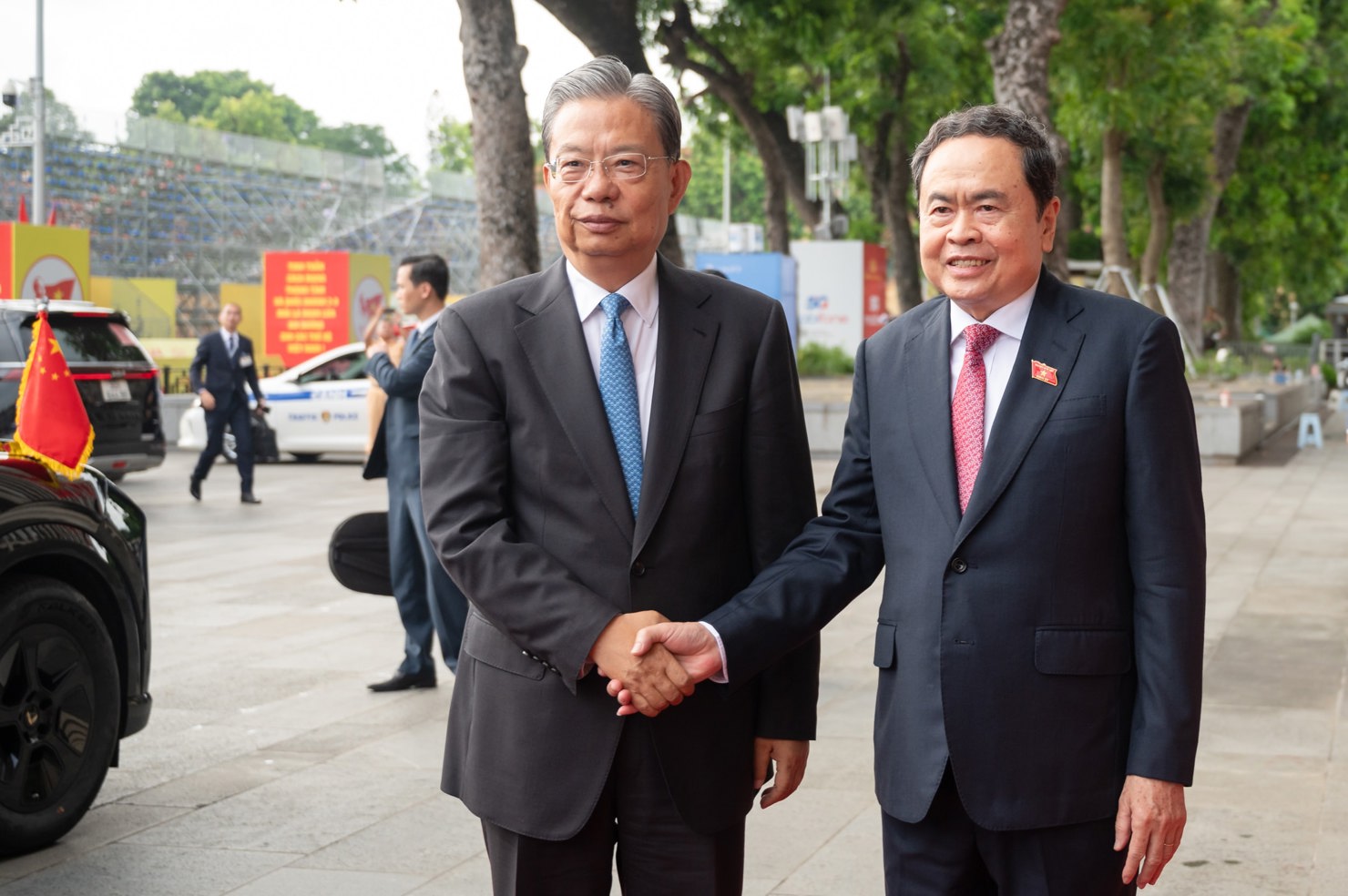 Chủ tịch Quốc hội Trần Thanh Mẫn đón Ủy viên trưởng Nhân đại toàn quốc Trung Quốc Triệu Lạc Tế. Ảnh: Phạm Thắng. 