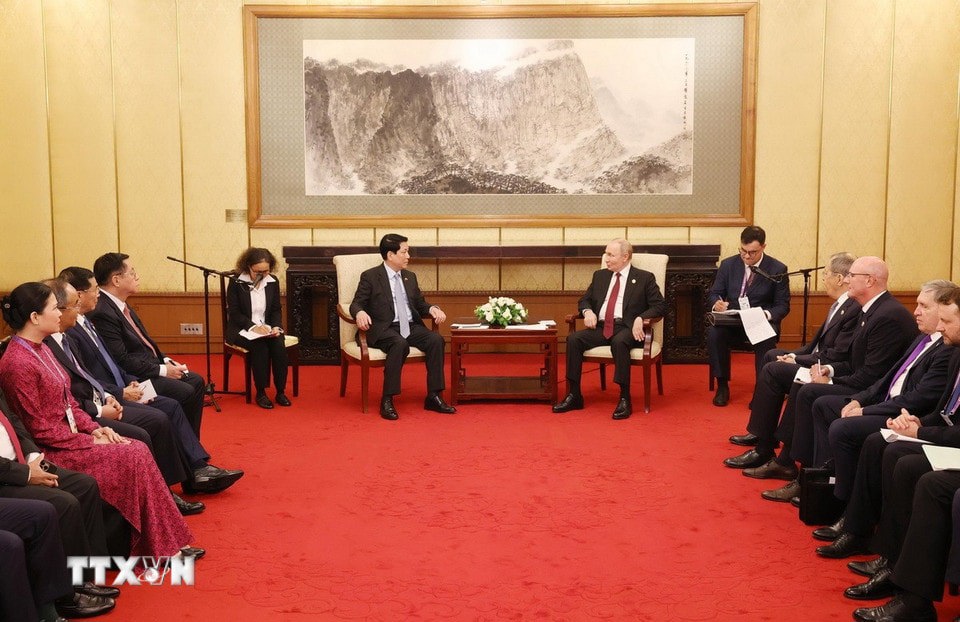 Chủ tịch nước Lương Cường hội kiến Tổng thống Nga Vladimir Putin.&nbsp;Ảnh: TTXVN