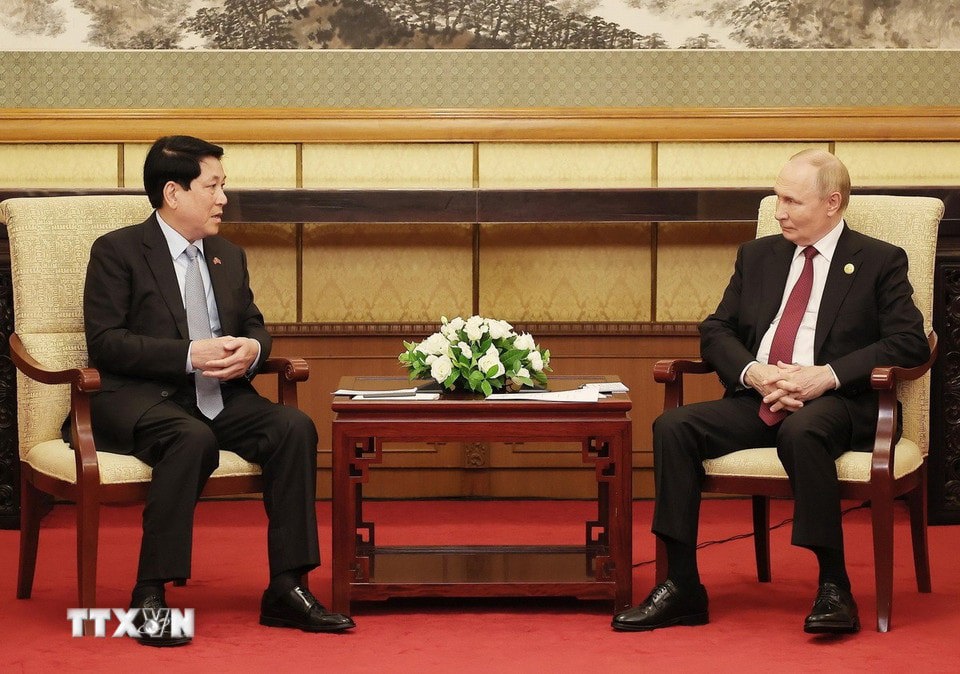 Chủ tịch nước Lương Cường hội kiến Tổng thống Nga Vladimir Putin.&nbsp;Ảnh: TTXVN