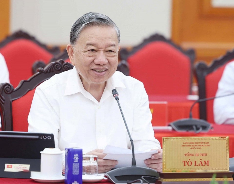 Tổng Bí thư Tô Lâm phát biểu tại cuộc làm việc của Bộ Chính trị với Ban Thường vụ Đảng ủy Mặt trận Tổ quốc, các đoàn thể Trung ương. Ảnh: Thống Nhất/TTXVN. 