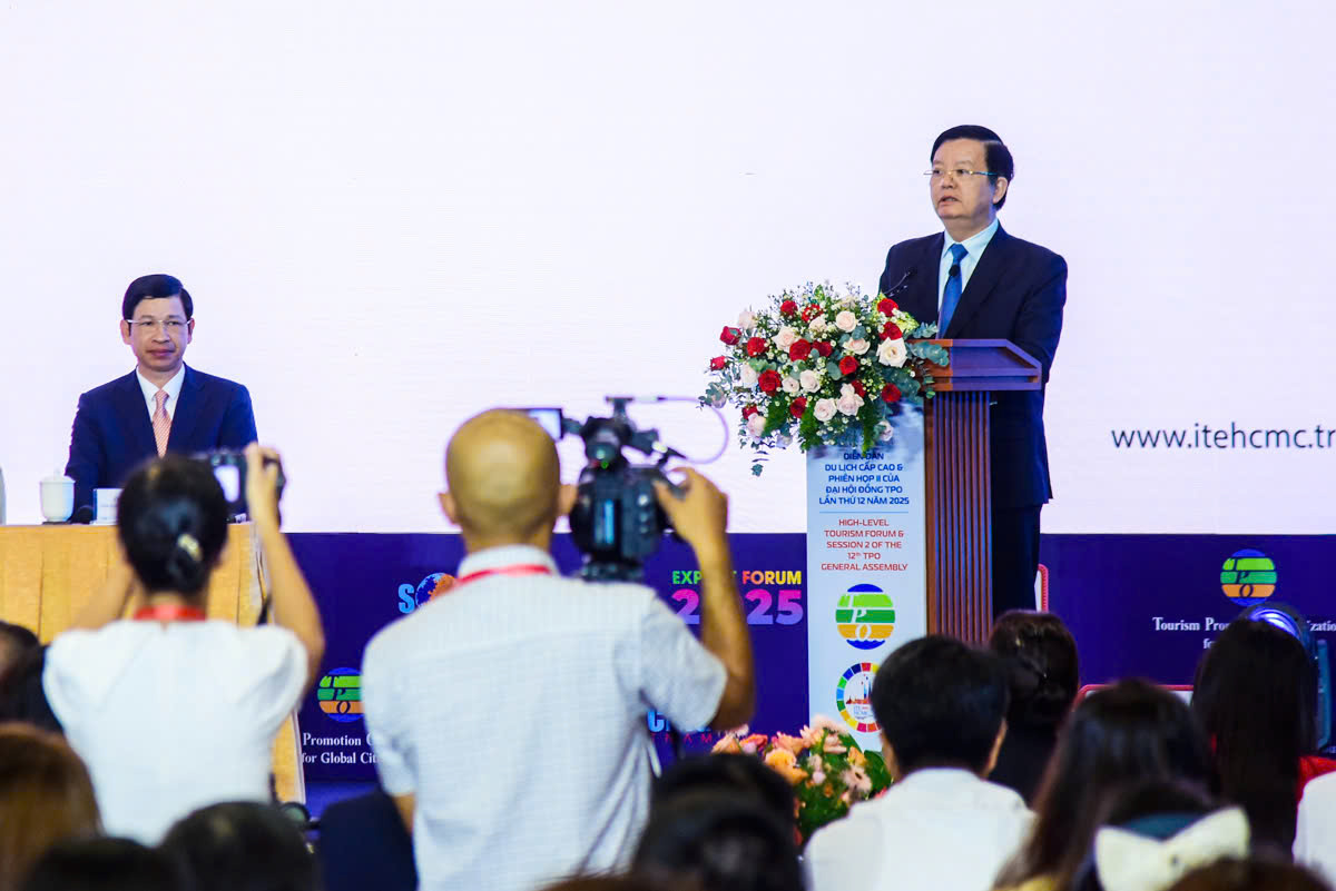Ph&oacute; Thủ tướng Ch&iacute;nh phủ Mai Văn Ch&iacute;nh ph&aacute;t biểu tại diễn đ&agrave;n.&nbsp;