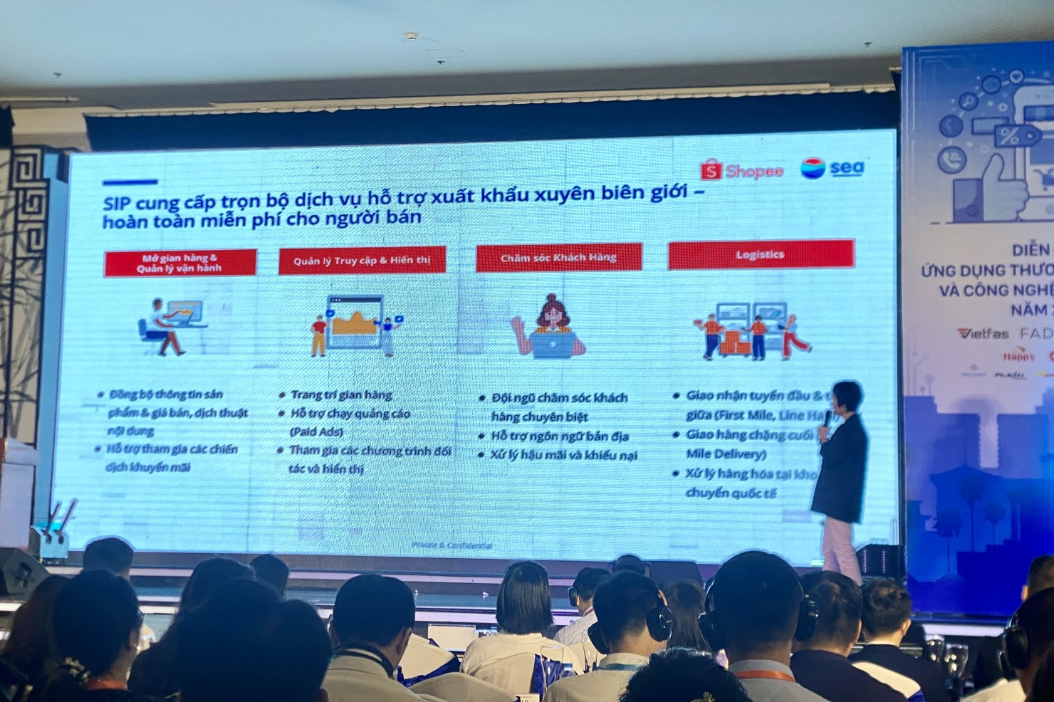 Đại diện doanh nghiệp chia sẻ về giải ph&aacute;p TMĐT.&nbsp;