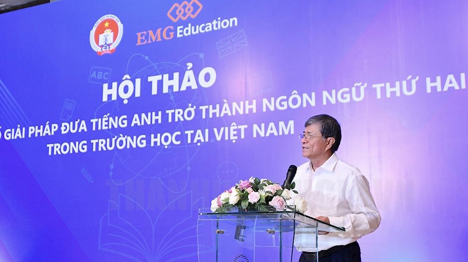 Giám đốc Sở GĐ&ĐT TP.Hồ Chí Minh Nguyễn Văn Hiếu phát biểu tại Hội thảo "Một số giải pháp đưa tiếng Anh trở thành ngôn ngữ thứ 2 trong trường học tại Việt Nam". Ảnh: Lê Văn
