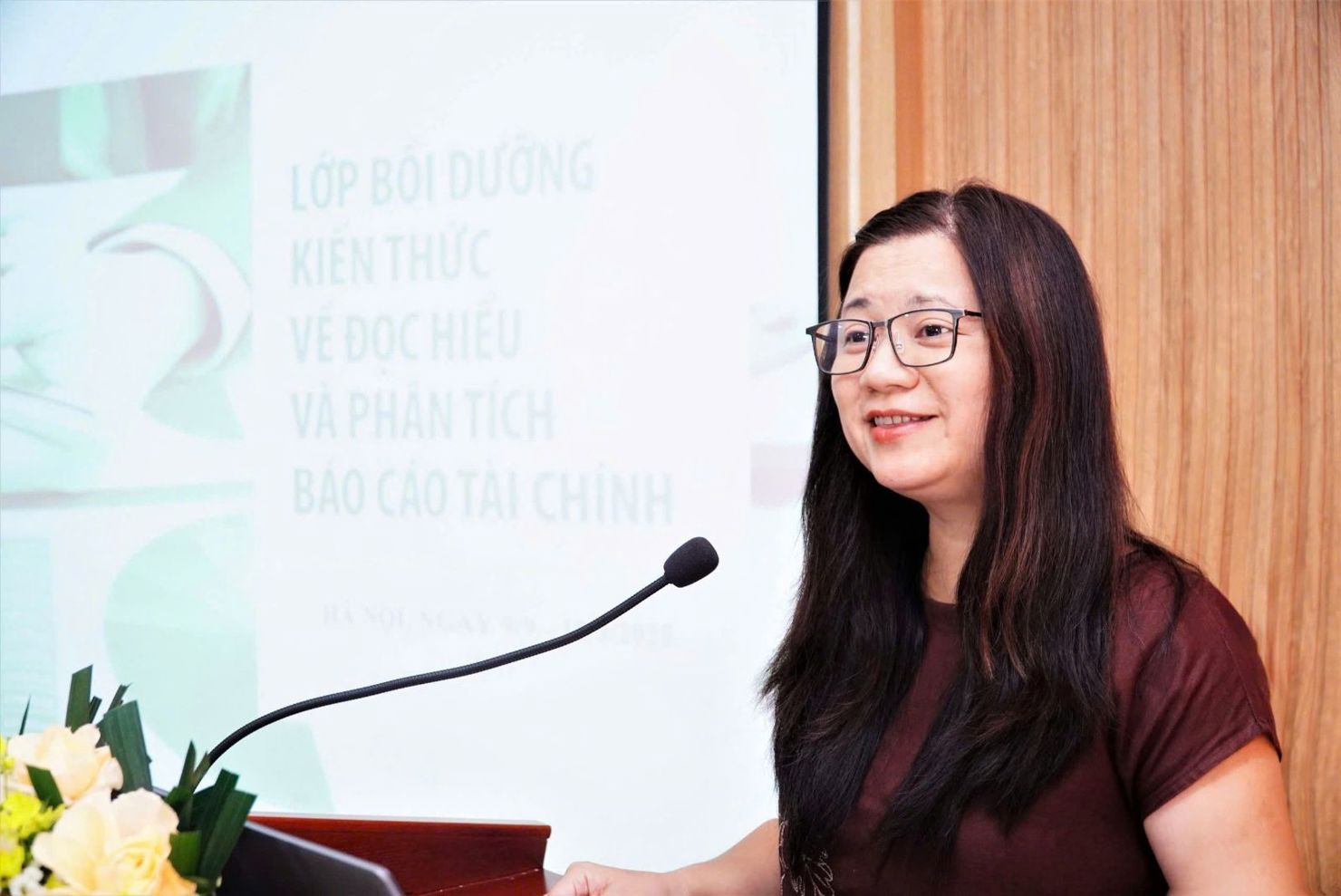 Phó Giám đốc SRTC Nguyễn Thị Thanh Hương phát biểu tại chương trình. Ảnh: UBCKNN.