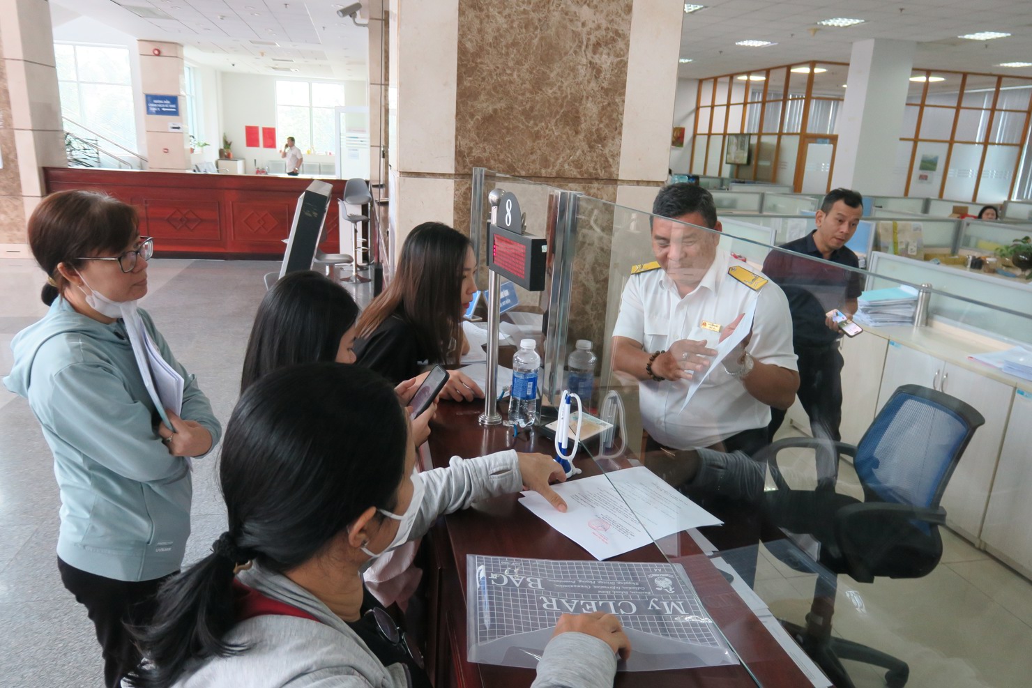 C&aacute;c chuy&ecirc;n gia kiến nghị, cơ quan quản l&yacute; thuế cần hỗ trợ c&aacute; nh&acirc;n kinh doanh về c&aacute;ch lưu giữ sổ s&aacute;ch, h&oacute;a đơn chứng từ. Ảnh: Đức Mỹ