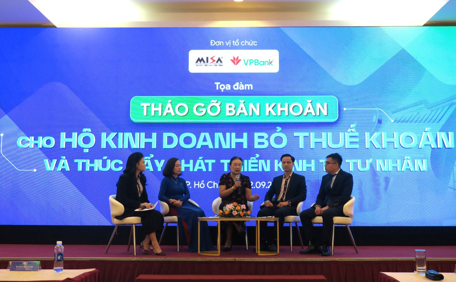 C&aacute;c doanh nghiệp chuyển đổi từ hộ kinh doanh sẽ được miễn thuế thu nhập doanh nghiệp trong 2 năm v&agrave; giảm 50% trong 5 năm tiếp theo. Ảnh: Đức Mỹ