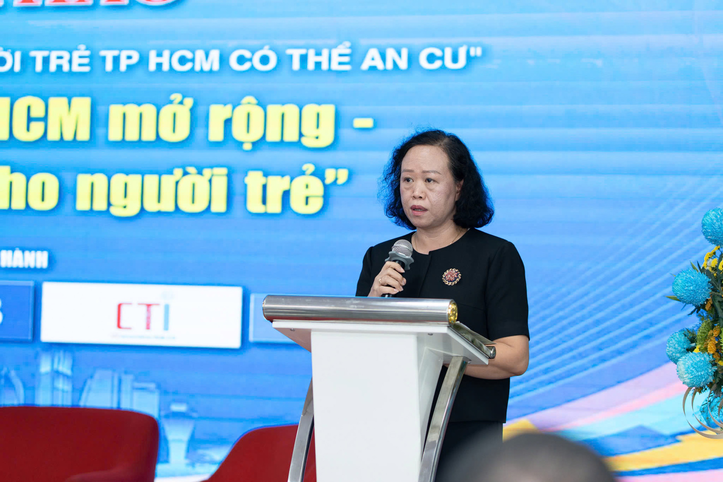 B&agrave; Trần Thị Ngọc Li&ecirc;n, Ph&oacute; Gi&aacute;m đốc Ng&acirc;n h&agrave;ng Nh&agrave; nước Khu vực 2. Ảnh: TS