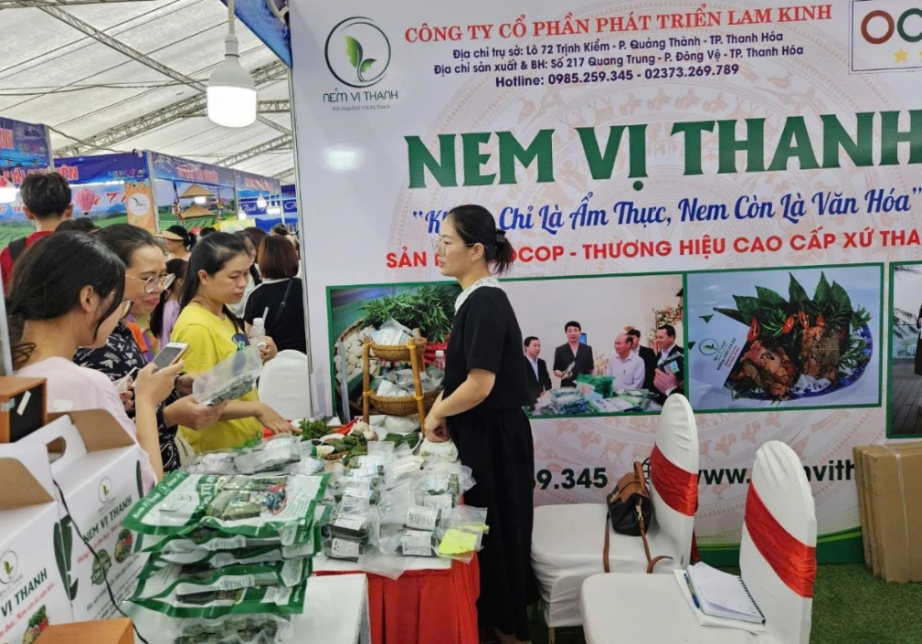 C&aacute;c sản phẩm OCOP tại hội chợ triển l&atilde;m tr&ecirc;n địa b&agrave;n tỉnh Thanh H&oacute;a